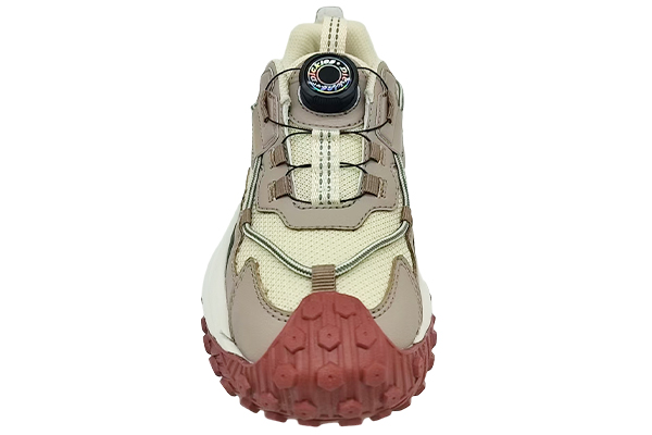 What is special about the interior design of casual sports shoes?